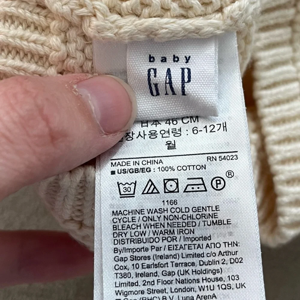 Baby Gap Knit Bear Beanie Hat 6-12 Months Cream